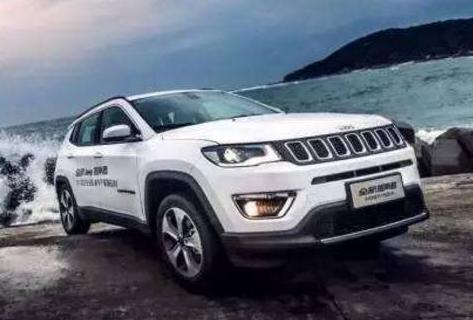 新款吉普指南者来袭, 17寸大轮圈很大气，造型时尚！