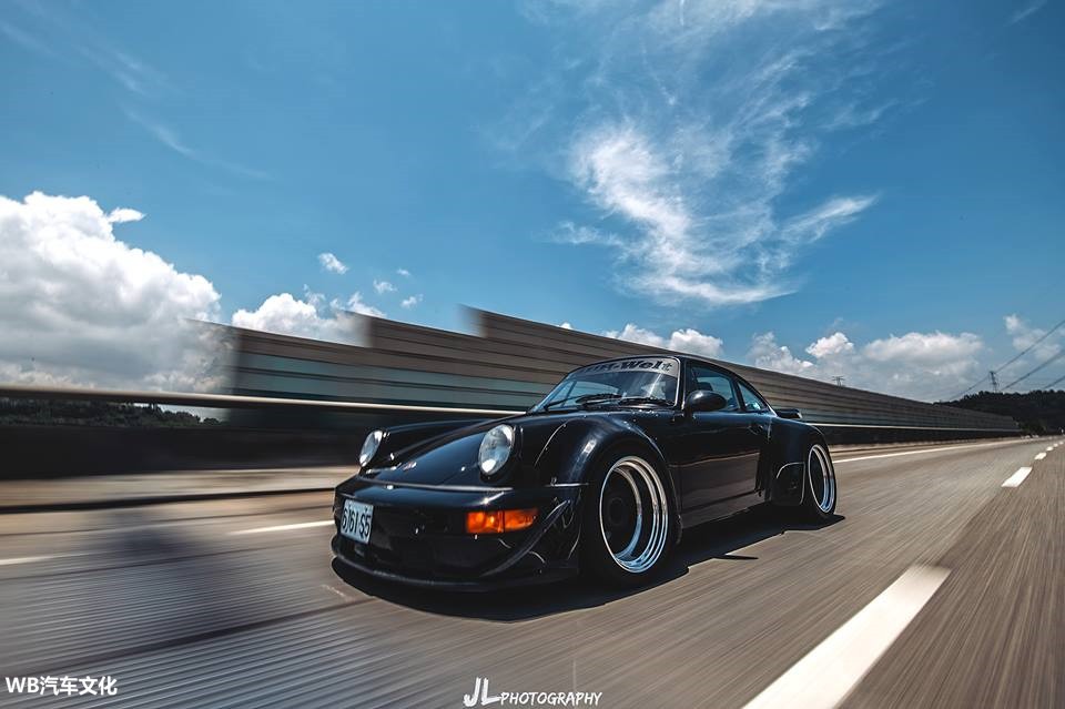 看照片就能感受到他的故事!经典老车保时捷RWB 964