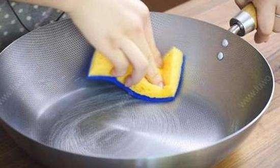铁锅生锈怎么处理