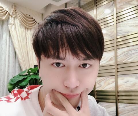 虎牙两大神豪主播周星PK耗资超百万元 半路杀