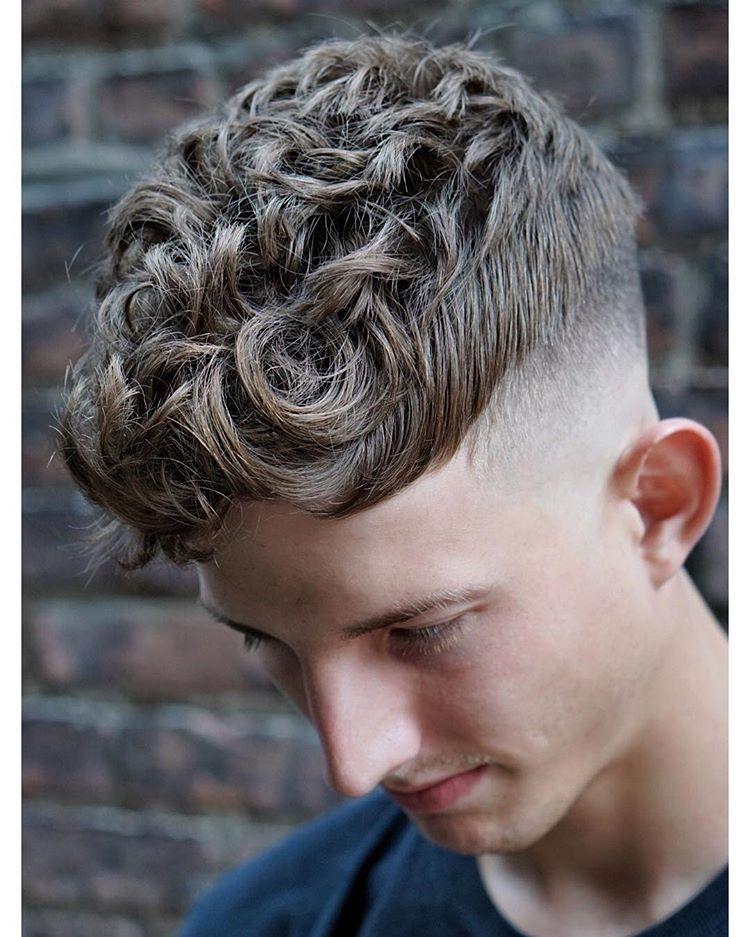 高墙之内的理发室澳门永利皇宫- 永利皇宫官网- 永利皇宫娱乐城 2025