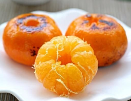 烤橘子的功效与作用,哪些人不适合吃烤橘子