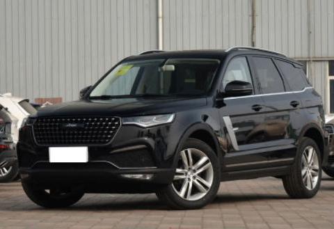 众泰T800火爆来袭，4.9米长标配7个座，2.0T涡轮，仅12万