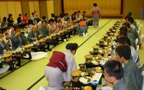 国人去日本旅游,事后感言:哪里都非常好,就是到