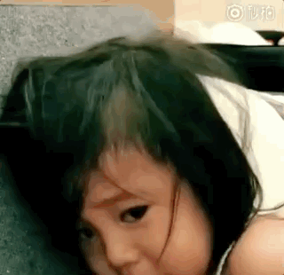 咘咘参加妈妈是超人,称贾静雯是假妈妈,口齿清晰,表情