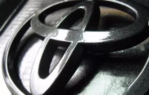 玩儿死霸道，玩儿残皇冠，一汽丰田高端车团灭