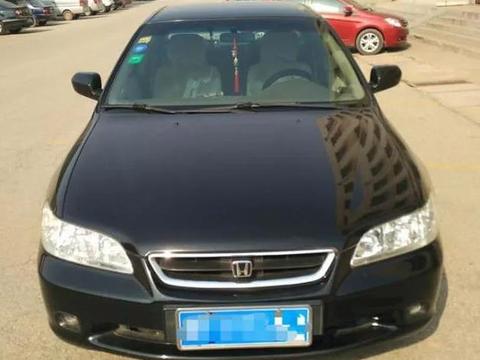 表叔8000块钱买辆本田雅阁，称自己以后也算是上流人士了