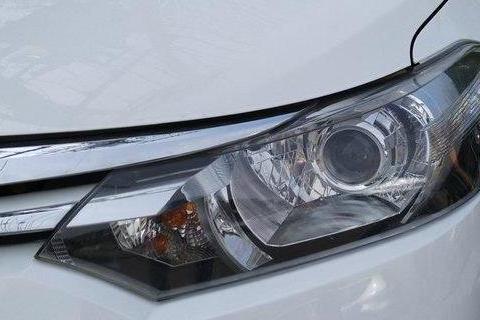 丰田-威驰自动智臻版，行车油耗经济实惠，外观年轻时尚颜值担当