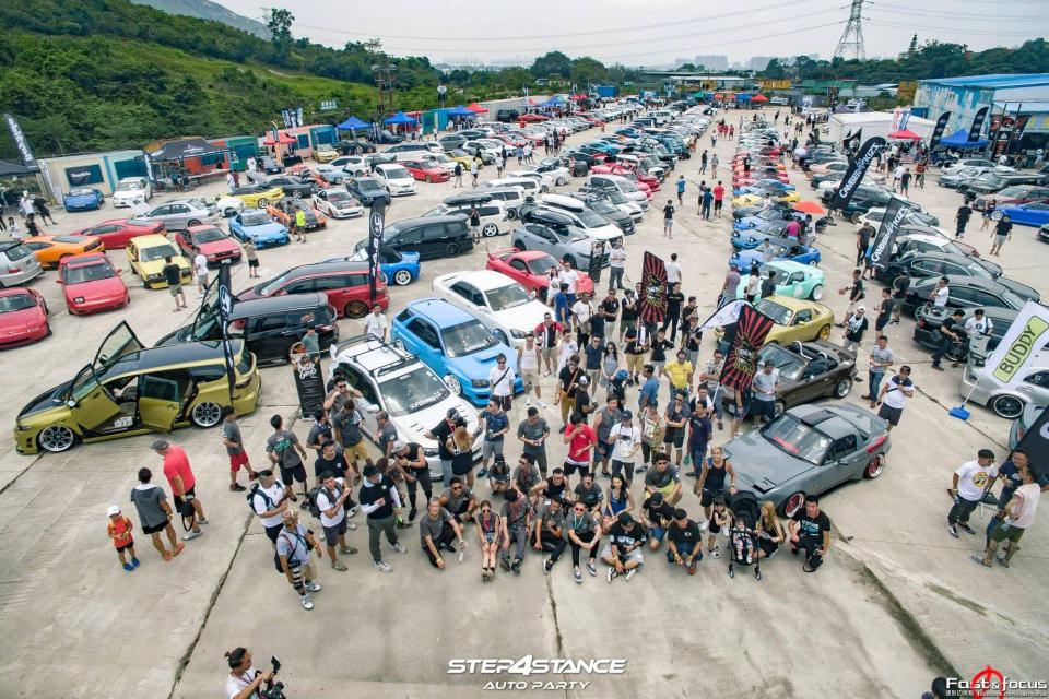 昨天300多部改装车大聚会，怪不得人们都说香港是玩车天堂！