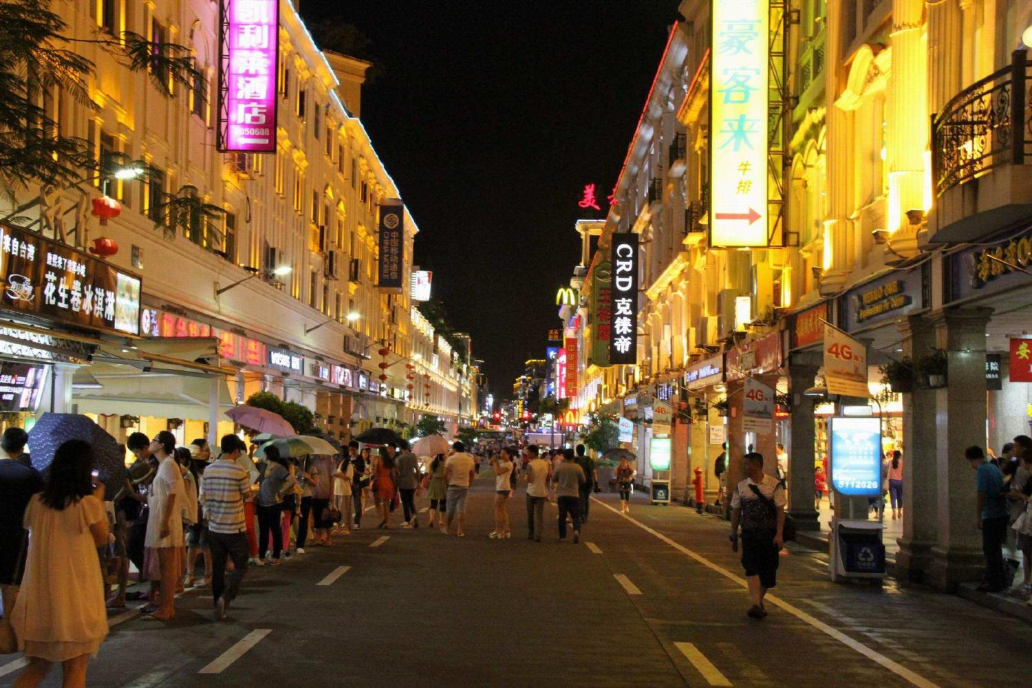 中的国最出名5条步行街,北京王府井最有名,上海南京路最繁华!