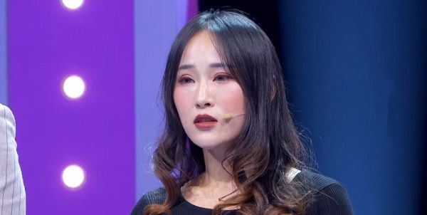 《现在就告白》两美女为同一人反目成仇，小伙出场时，全场沸腾!