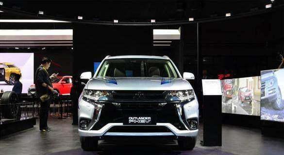 哈佛H6即将过时, 百公里仅需1.9L, 欧蓝德PHEV年内上市