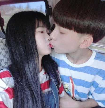 杨清柠的筷子腿美到犯规?网友:请看一下我爽