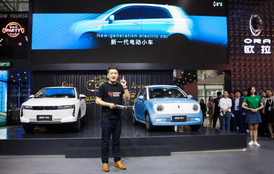 新能源汽车“王炸”组合，欧拉携iQ和R1登陆华南市场