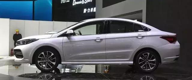 世界十大发动机排名_世界十大最贵宾利跑车