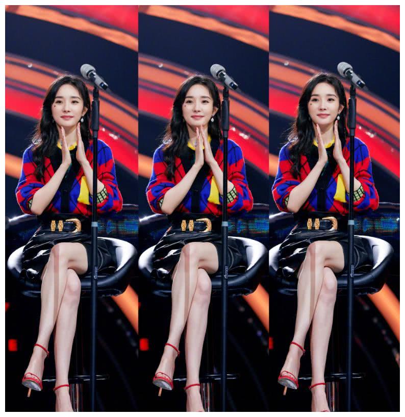 真服了杨幂,高跟鞋仅用一根带子把脚绷直秀腿,对自己下手真狠