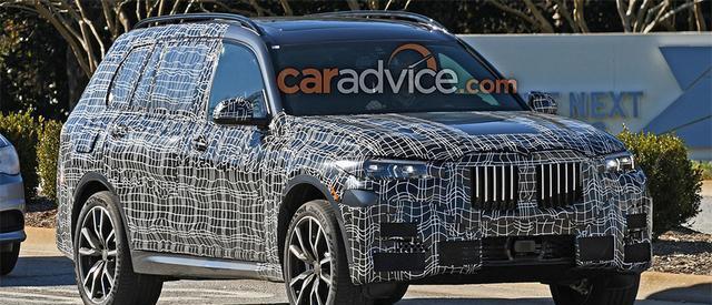 宝马X7量产版路试照 或日内瓦车展首发