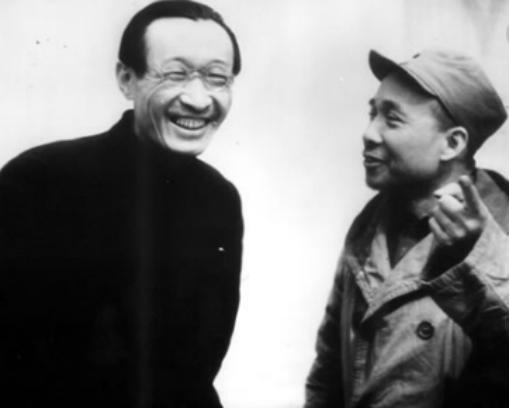 这位老人当过挑粪工，后来却官至正国级，一件中山装穿了几十年！
