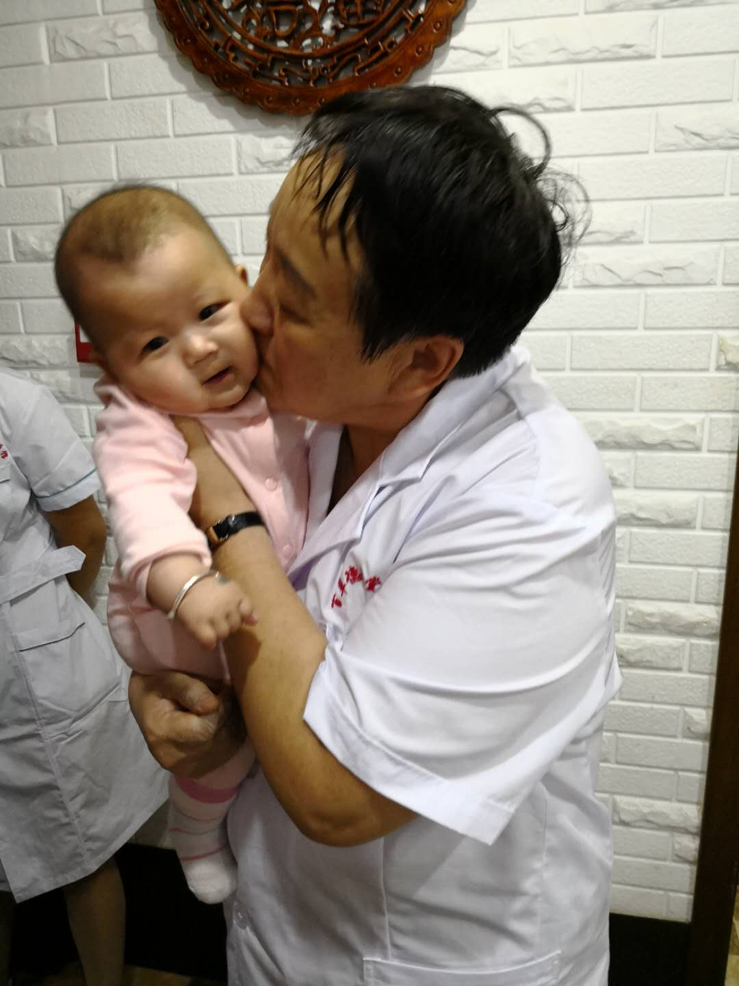 治疗期间怀孕生子