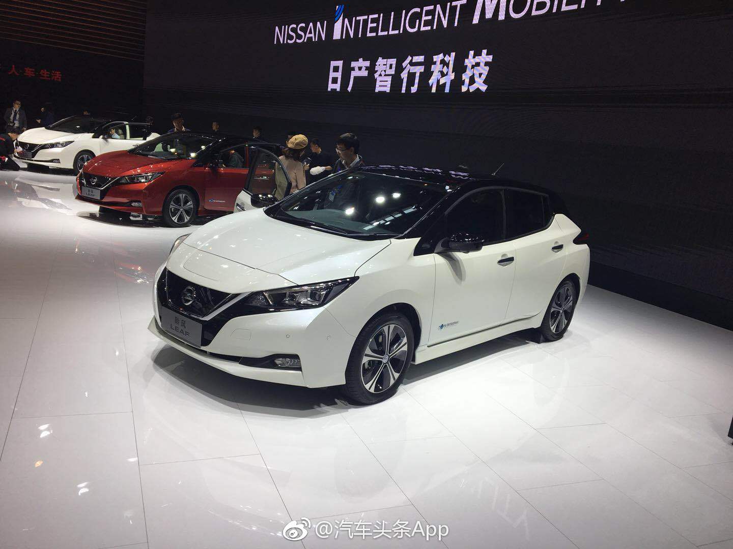 全球最畅销的电动车型之一——日产聆风来到了北京车展
