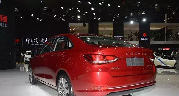 北汽绅宝2.0时代的开山之作, 外观更加年轻, 全新绅宝D50