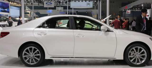 全新锐志来袭! 3.5L配V6, 省油又省心, 颜值不输宝马奔驰!