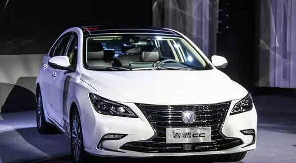 长安开启4.0, 睿骋CC登场, 雷克萨斯前脸全景天窗, 只要10万!