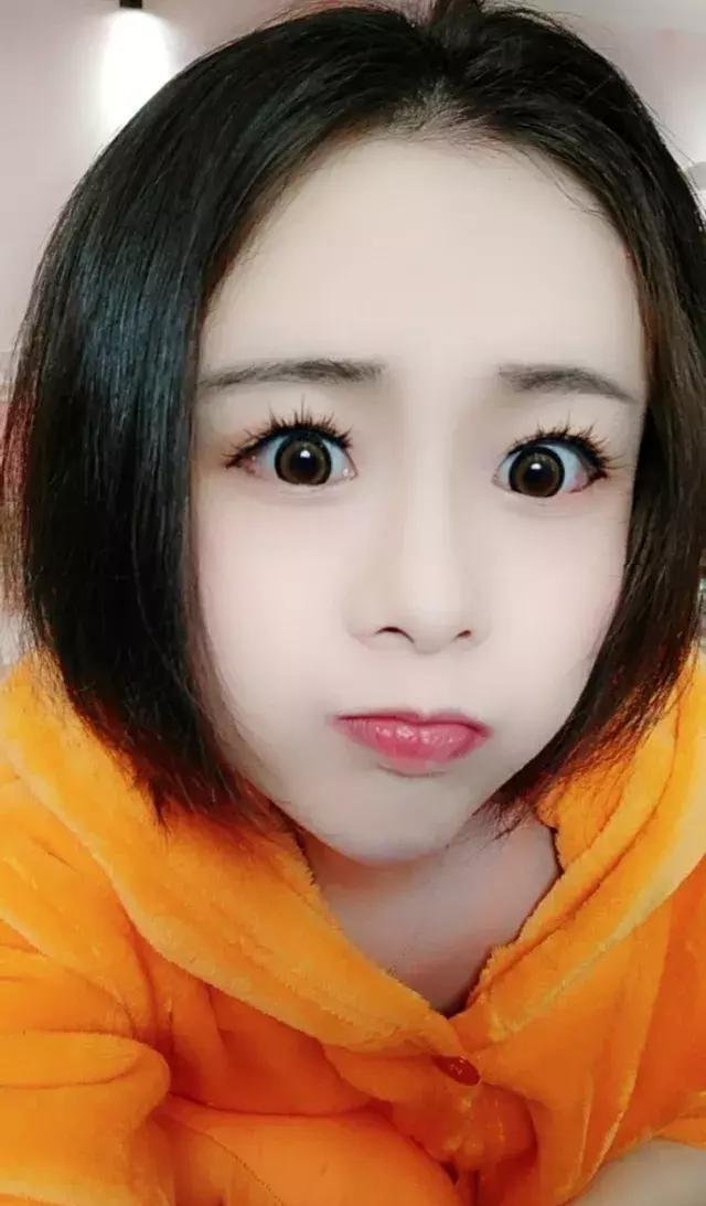 斗鱼竟准备收集女装大佬 粥粥酱能否匹敌轩墨