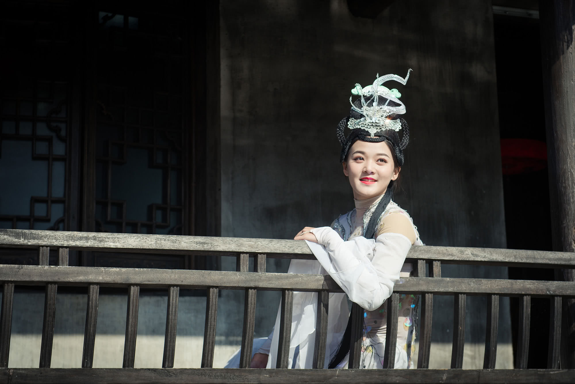 杭州宋城显穿越,我回大宋乐开怀