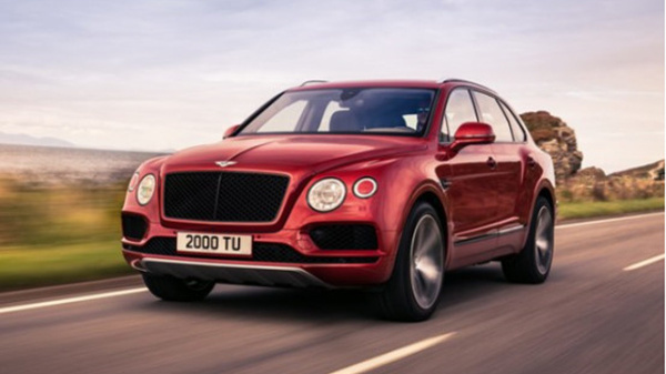 史上最“便宜”宾利SUV！2019款添越V8试驾