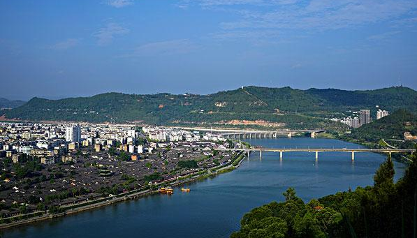 曾做过四川17年省会,现沦为县级市,GDP还不到