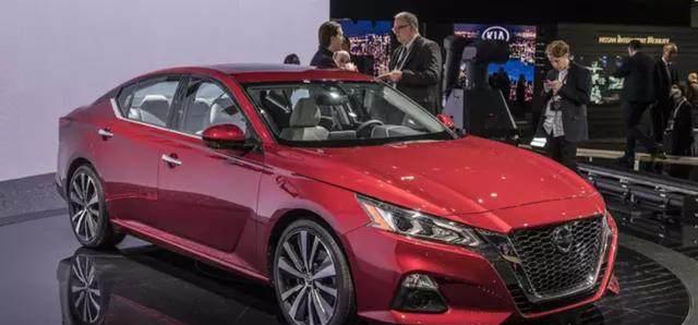 新款天籁火爆来袭！造型比A6帅气，雅阁、凯美瑞都看傻眼了