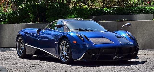 这款车特供国内, 3000万特别版全球仅售3辆, 尽显霸王气质