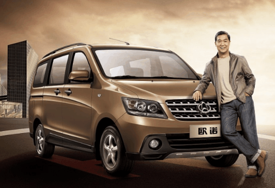 原来五菱宏光最大的对手是它! 仅4.19万起售, 夏季出游必备车