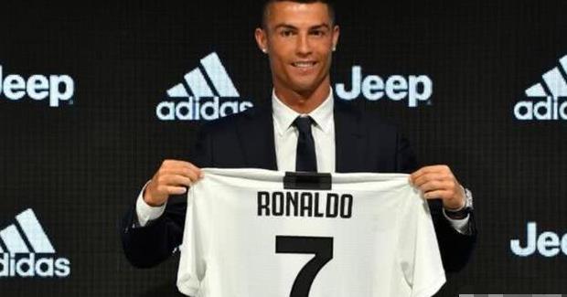 C罗在葡萄牙历史地位能不能比戈麦斯高?总统