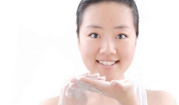 去黑头的几个小方法 轻松赶走脏东西