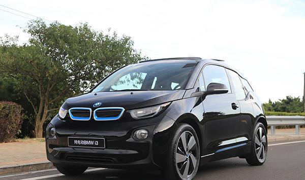 宝马i3科技篇: 宝马将百万的技术装进了车里