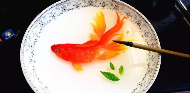 树脂绘画：他们画出的鱼很真实，真实到可以欺骗你的眼睛！