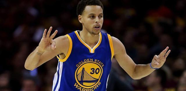 詹姆斯不是一个三分射手?他季后赛三分命中数