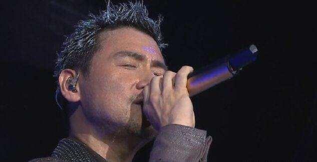 3个香港影响力最大的明星,他专辑销量仅次于杰