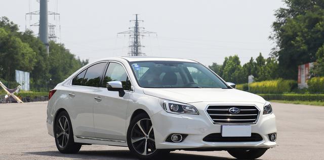 新款力狮变帅了, 水平对置动力, 全进口全时四驱, 22万还买迈腾?