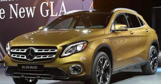 奔驰新款SUV颜值帅气配置高, 只卖这个价还买啥国内车?