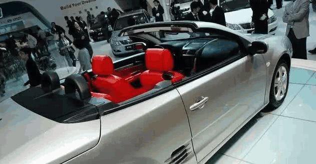 国产第一款敞篷跑车16万,爱面子国人不买账,车主:好歹是辆跑车