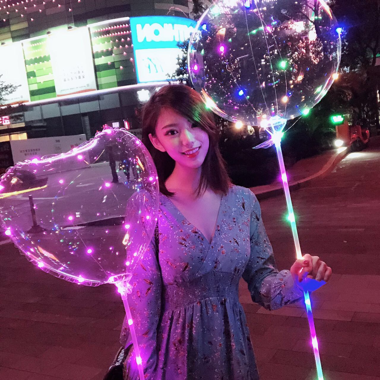 校花美女 加拿大多伦多Unionville高中 温馨 年龄