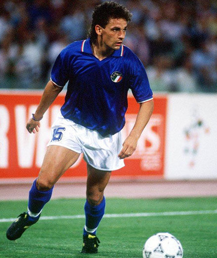 世界杯回亿杀:巴乔惊艳横空出世 奔袭1V6斩最