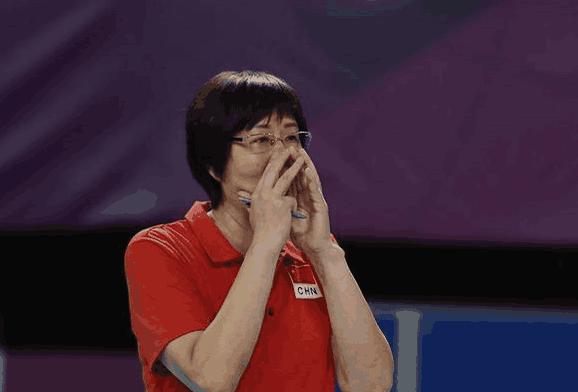 亚运中国女排：未丢一局轻松夺冠？郎平这一句话令人泪目！