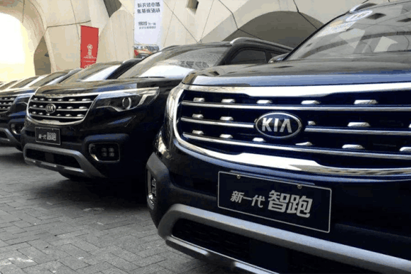 11.99万起 颜值在线配置比现代还高 救命的SUV全新智跑