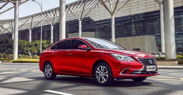 长安是否从马自达偷师成功, 就要看这辆全新逸动了