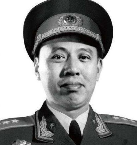 八路军刚成立时的6个旅长,军衔分别是什么,有