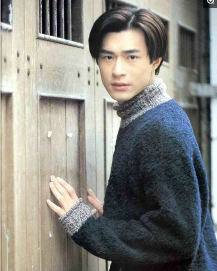 看完古天乐年轻时的照片,你就知道秒杀现在多少小鲜肉